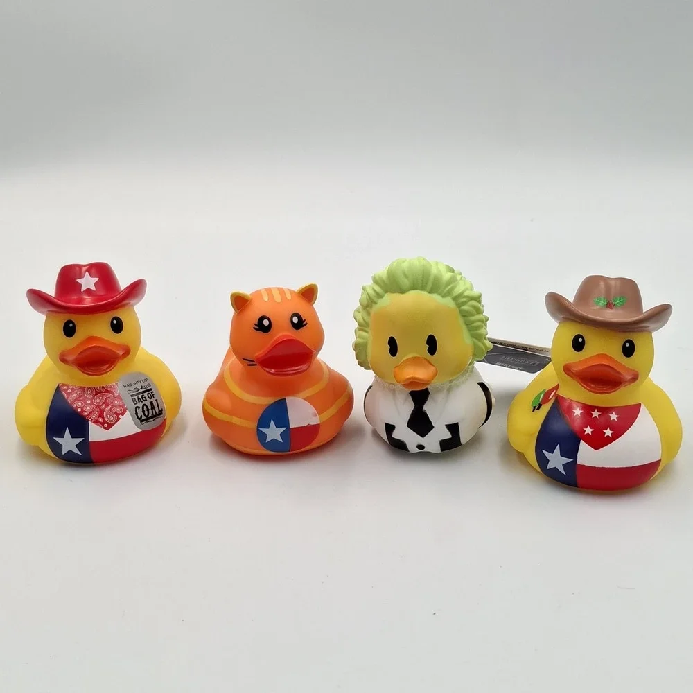 Lot of 4 Rubber Ducks Texas Cowboy Orange Tabby Cat Beetlejuice Jeep‎ Ducking